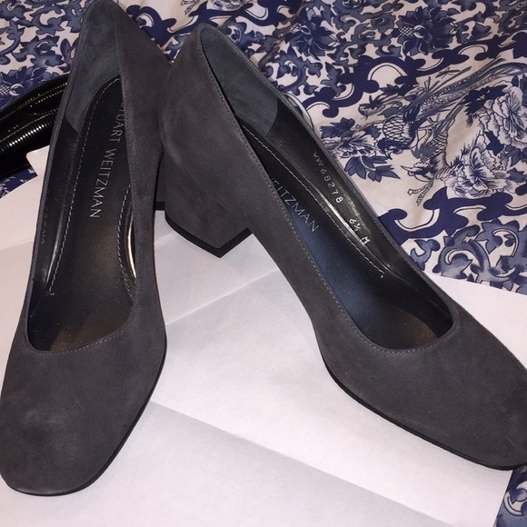 stuart weitzman marymid pump